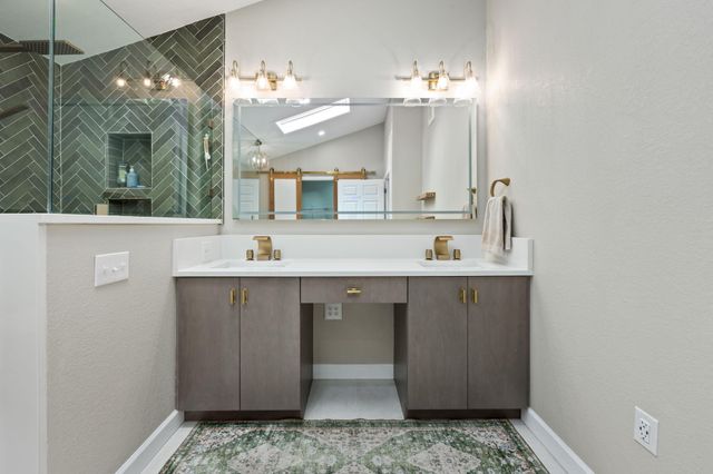 255 Edge Avenue, Valparaiso, FL 32580