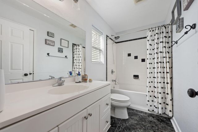 255 Edge Avenue, Valparaiso, FL 32580