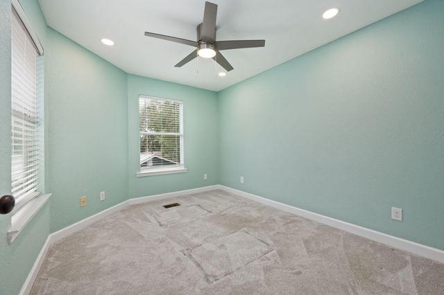 255 Edge Avenue, Valparaiso, FL 32580