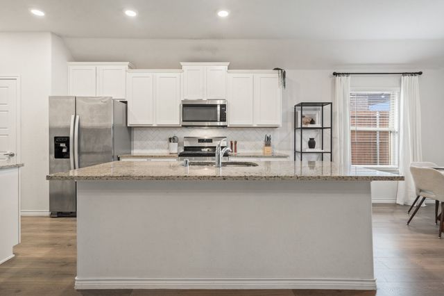 3601 Comal Drive, Little Elm, TX 75068