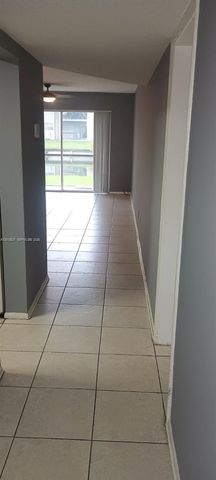8040 N Colony Cir N 107, Tamarac, FL 33321