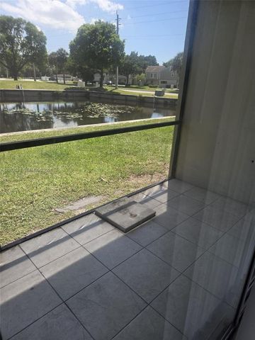 8040 N Colony Cir N 107, Tamarac, FL 33321