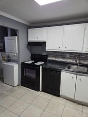 8040 N Colony Cir N 107, Tamarac, FL 33321