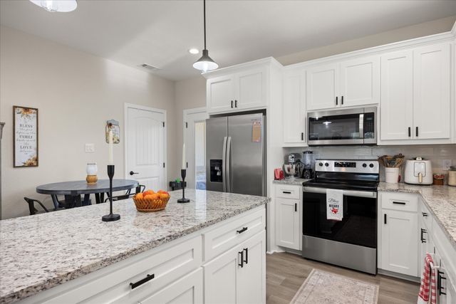 1608 Ridgeview Trail, Granbury, TX 76048