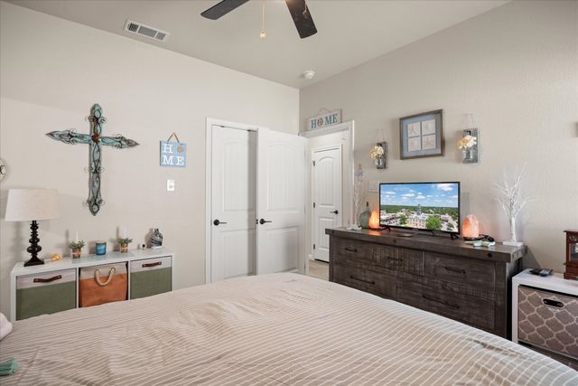 1608 Ridgeview Trail, Granbury, TX 76048