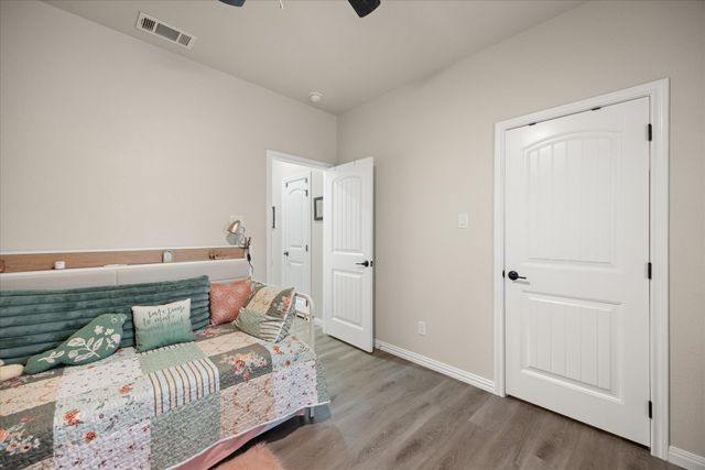 1608 Ridgeview Trail, Granbury, TX 76048