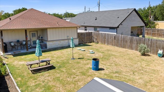 1608 Ridgeview Trail, Granbury, TX 76048