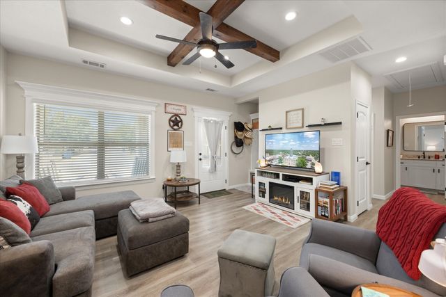1608 Ridgeview Trail, Granbury, TX 76048