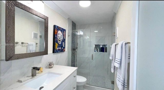 633 NE 2nd Ave 5, Fort Lauderdale, FL 33304