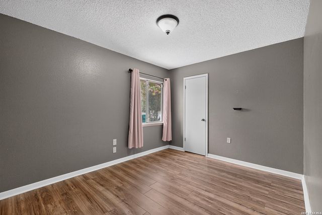 8723 Meadow Song, Converse, TX 78109