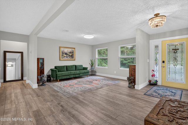 4002 SCENIC Drive, Middleburg, FL 32068