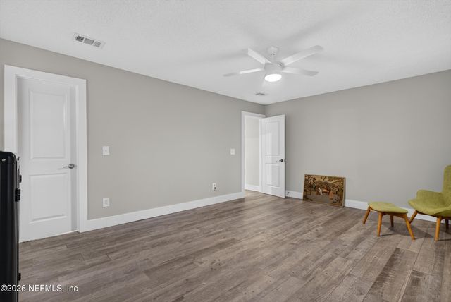 4002 SCENIC Drive, Middleburg, FL 32068