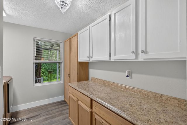 4002 SCENIC Drive, Middleburg, FL 32068