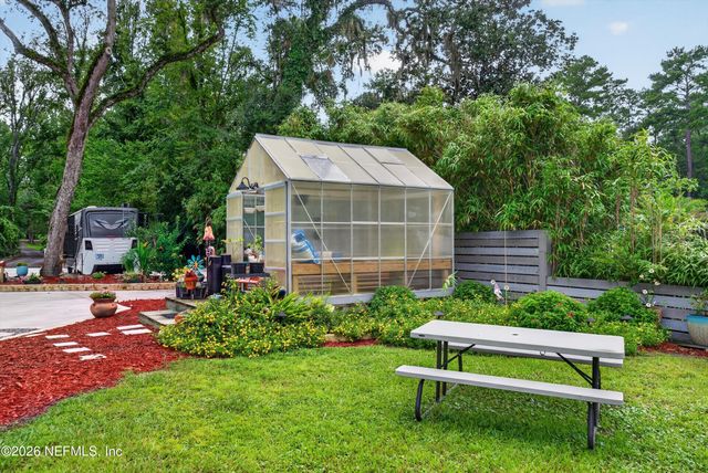 4002 SCENIC Drive, Middleburg, FL 32068
