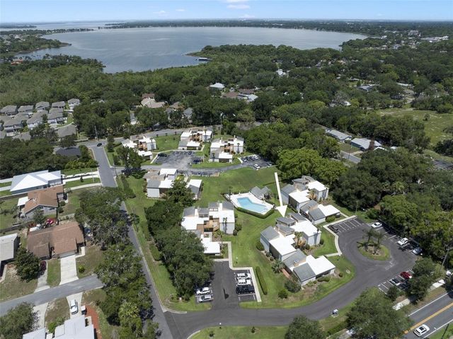 1051 S HIGHLAND STREET 7D, Mount Dora, FL 32757