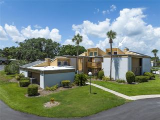 1051 S HIGHLAND STREET 7D, Mount Dora, FL 32757