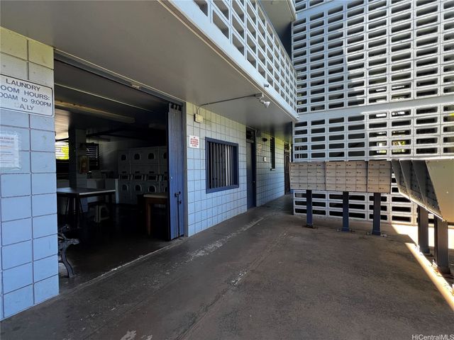 1506 Kaumualii Street A105, Honolulu, HI 96817