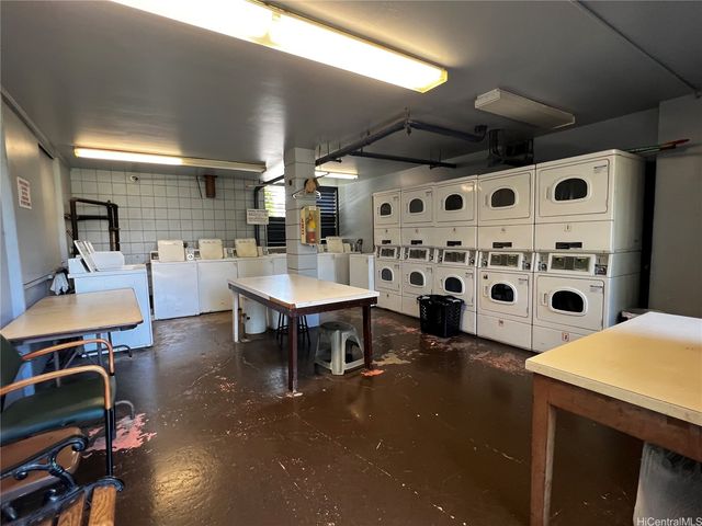 1506 Kaumualii Street A105, Honolulu, HI 96817