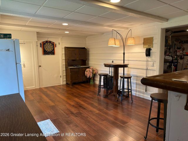 4426 Barton Road, Lansing, MI 48917