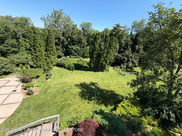 4426 Barton Road, Lansing, MI 48917