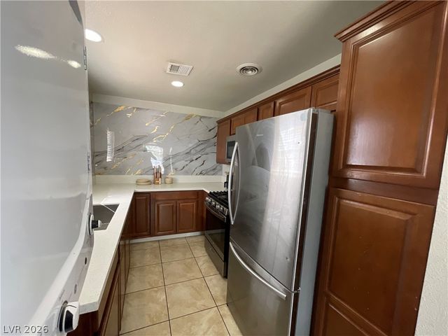 608 Frederick Avenue, Las Vegas, NV 89106