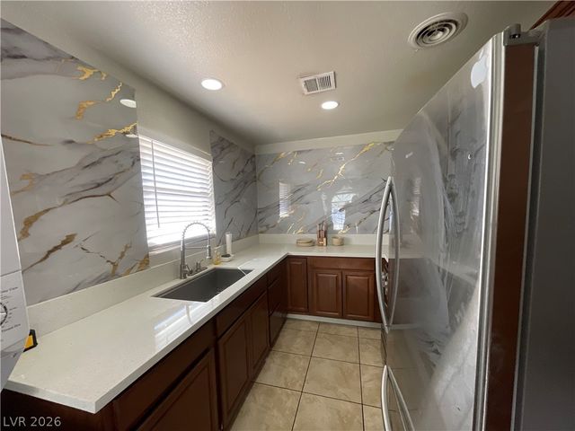 608 Frederick Avenue, Las Vegas, NV 89106