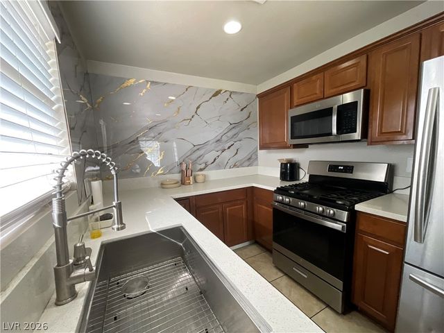 608 Frederick Avenue, Las Vegas, NV 89106