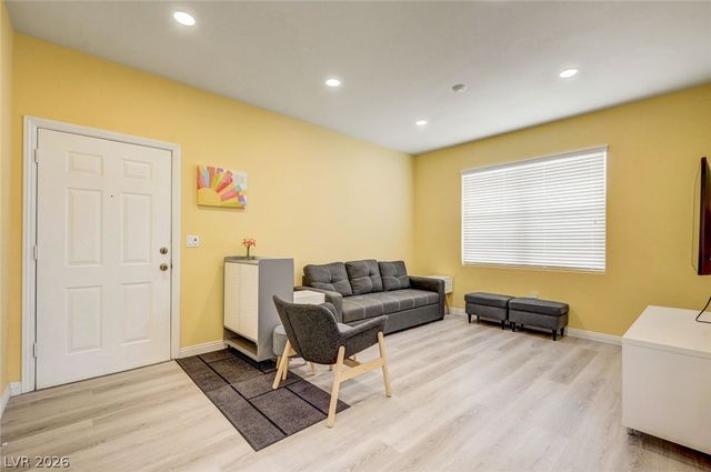 8000 Badura Avenue 1035, Las Vegas, NV 89113