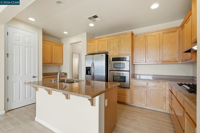 5206 Fioli Loop, San Ramon, CA 94582