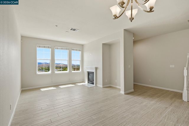 5206 Fioli Loop, San Ramon, CA 94582
