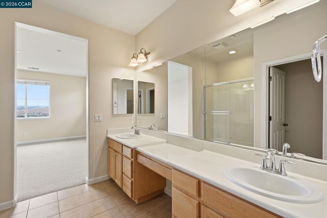 5206 Fioli Loop, San Ramon, CA 94582