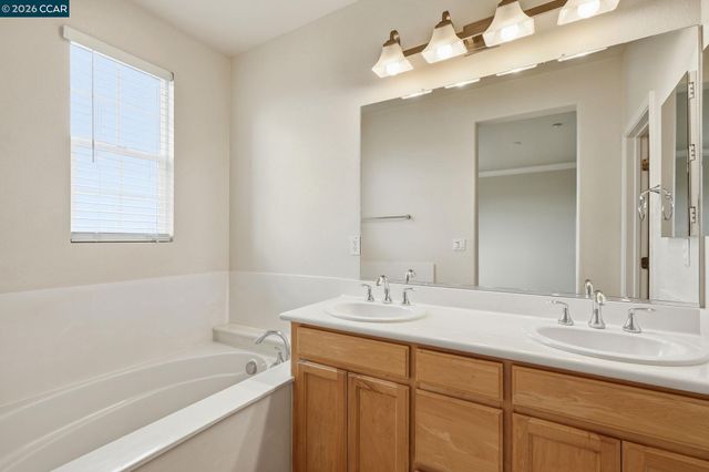 5206 Fioli Loop, San Ramon, CA 94582