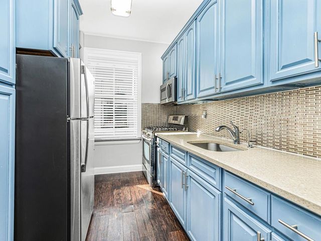 1323 Saint Lawrence Avenue, Bronx, NY 10472