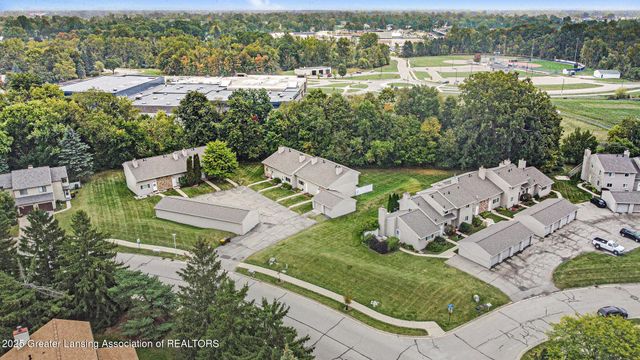 903 Timber Creek Drive, 136, Grand Ledge, MI 48837