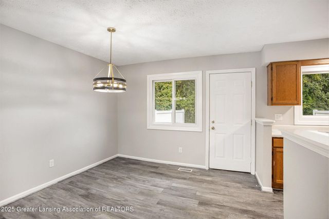 903 Timber Creek Drive, 136, Grand Ledge, MI 48837