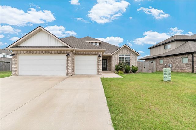 1161 Flat Rock Street, Centerton, AR 72713