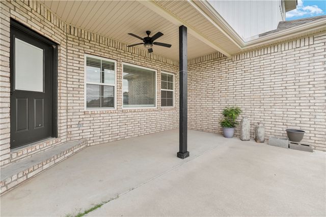 1161 Flat Rock Street, Centerton, AR 72713