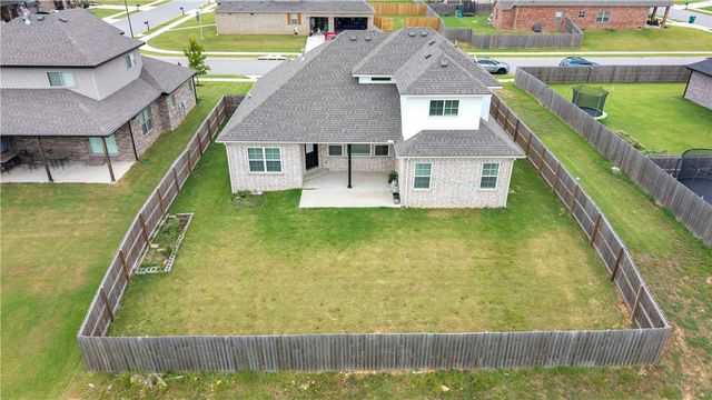 1161 Flat Rock Street, Centerton, AR 72713