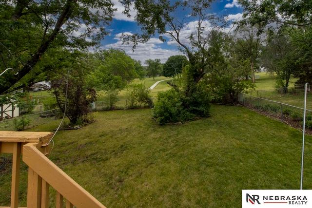 4407 Hallcliffe Road, Lincoln, NE 68516