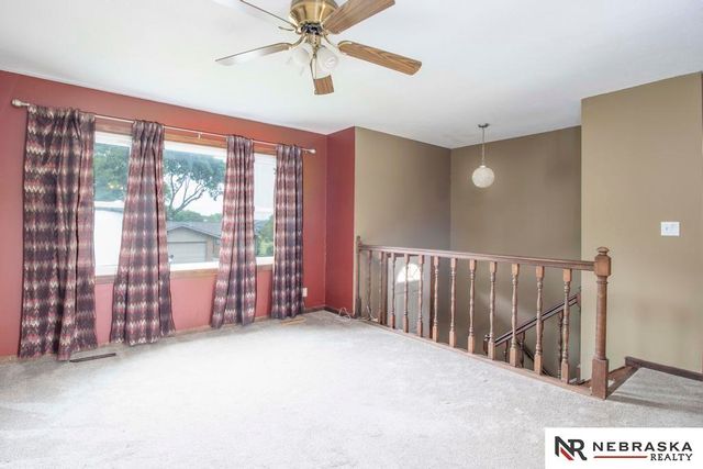 4407 Hallcliffe Road, Lincoln, NE 68516