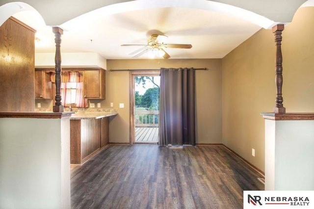 4407 Hallcliffe Road, Lincoln, NE 68516