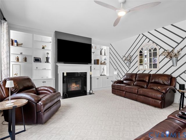 9521 Lyndon Cir, Mechanicsville, VA 23116