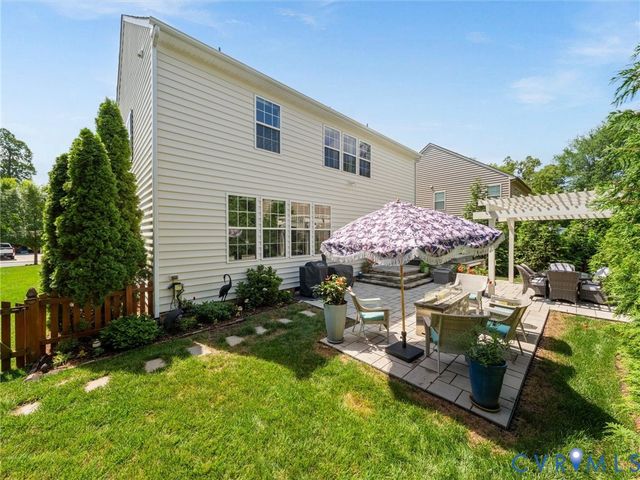 9521 Lyndon Cir, Mechanicsville, VA 23116