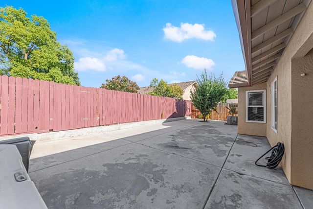 8880 Sonoma Valley Way, Sacramento, CA 95829