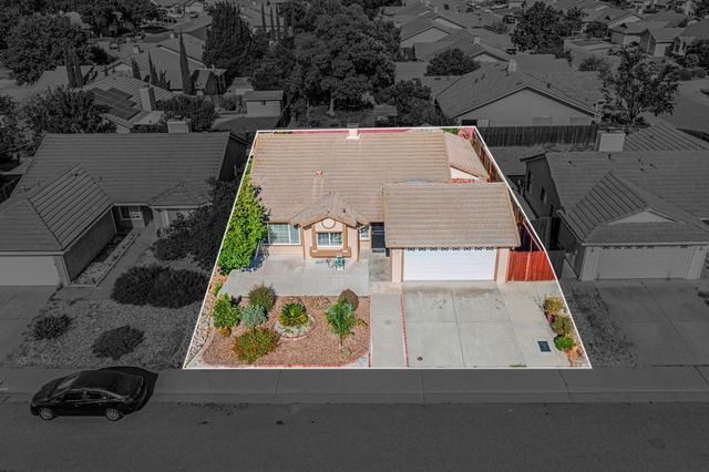 8880 Sonoma Valley Way, Sacramento, CA 95829