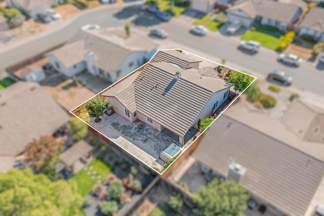 8880 Sonoma Valley Way, Sacramento, CA 95829