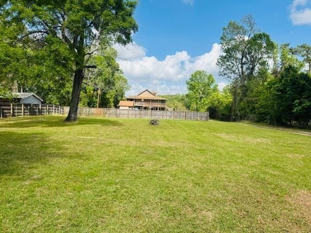 210 & 200 Robin Street, Vidor, TX 77662