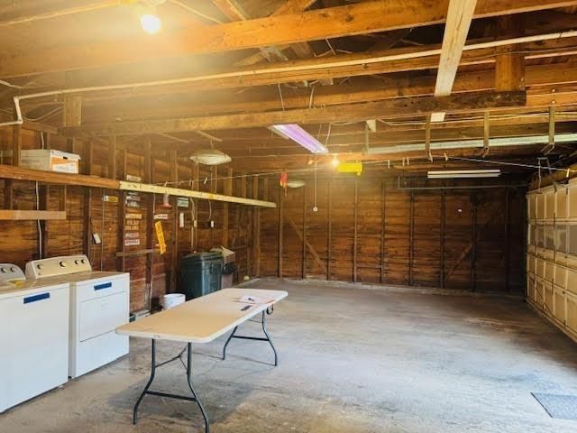 210 & 200 Robin Street, Vidor, TX 77662