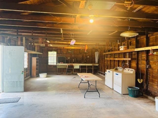 210 & 200 Robin Street, Vidor, TX 77662