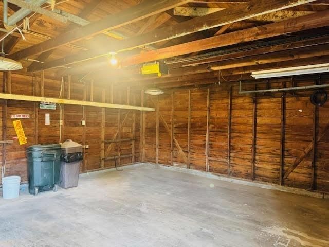 210 & 200 Robin Street, Vidor, TX 77662